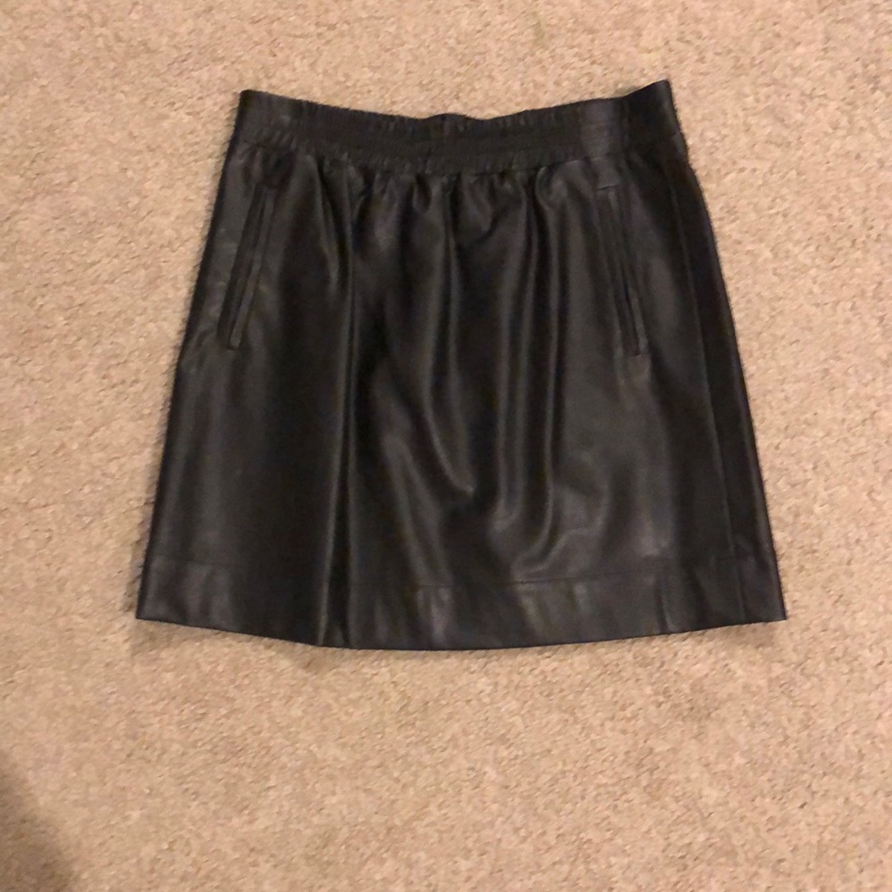 Loft faux leather skirt S